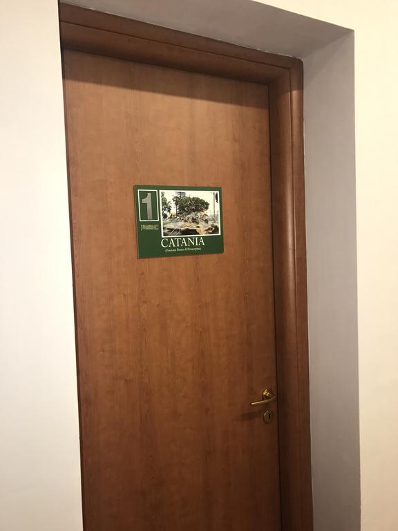 Locami Holiday&Rooms Jolanda Suite Catane Extérieur photo